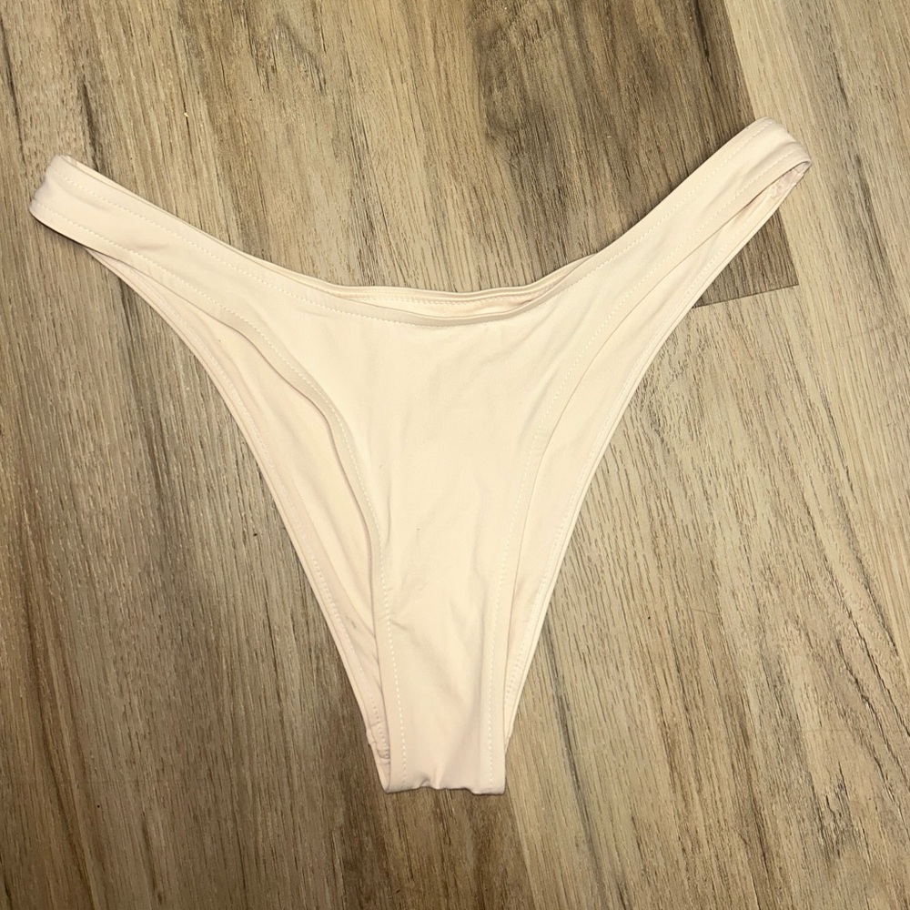 Stone fox crème/beige color bottoms